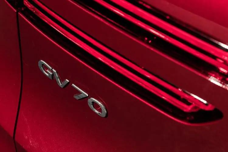 3946737 360kW Dynamic 84kWh 5dr Auto AWD