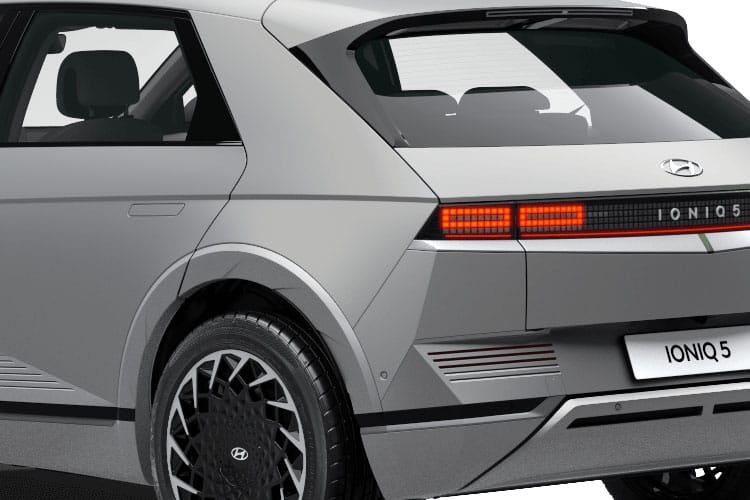 3866862 125kW Premium 63 kWh 5dr Auto