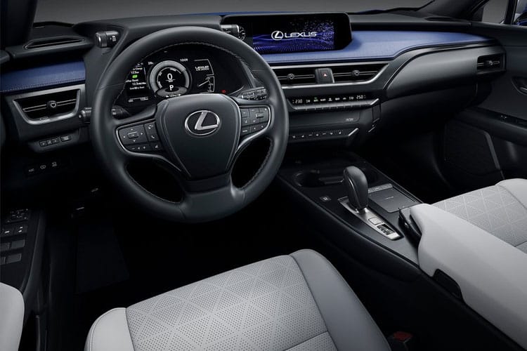 3899387 300e 150kW 72.8 kWh Premium Plus Tech 5dr E-CVT