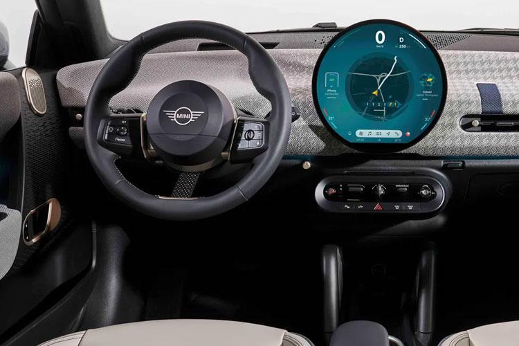 3812910 135kW E Classic [Level 1] 41kWh 3dr Auto