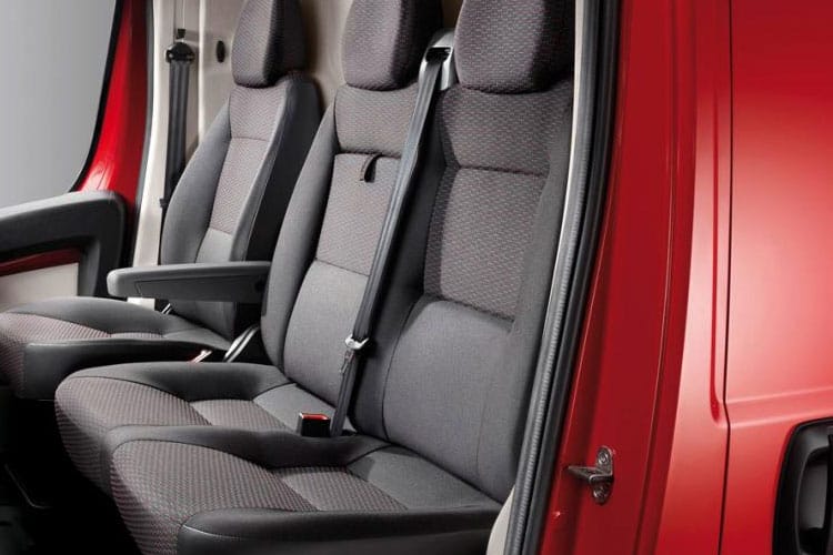 3813188 2.2 BlueHDi 140 H3 Van Enterprise