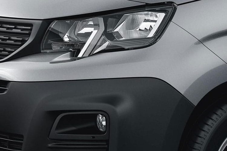 3781391 1.5 BlueHDi 100 Asphalt Van